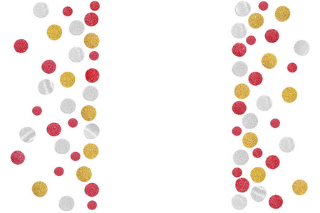 红色金子和银色闪光五彩纸屑纸裁减在白色背景查出