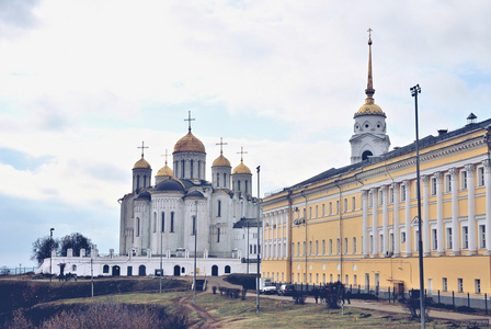 大教堂广场和观察甲板在 Vladimir