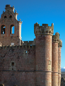 中世纪古堡图雷加诺图片