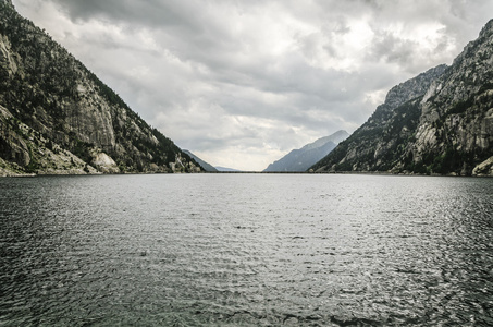 水晶河水晶河摄影图