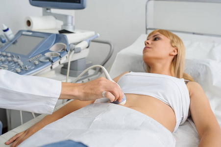 孕妇病人超声检查, 近观