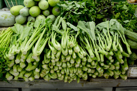 新鲜和有机蔬菜在泰国市场