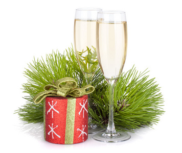 香槟的眼镜 firtree 和圣诞装饰
