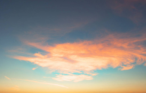 色彩缤纷的天空观背景 夕阳与暮光的天空与云彩