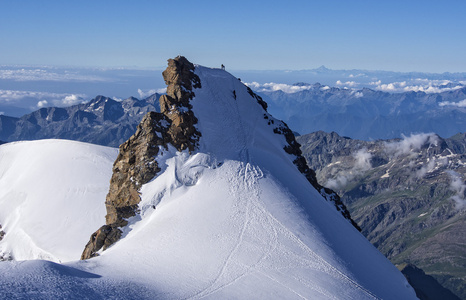 Corno Nero 峰值，蒙特罗莎，阿尔卑斯山，意大利登山者