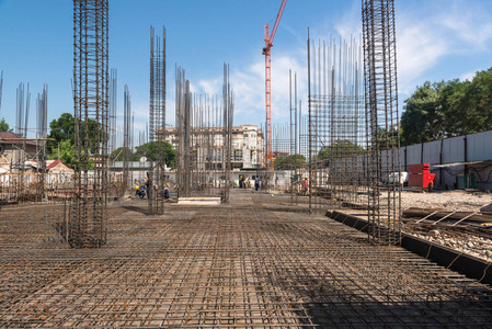 新建建筑混凝土框架及起重机加固施工, 一般观点