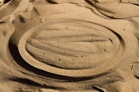 cirlce 在沙海滩
