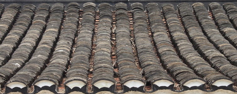 中式房屋屋檐照片