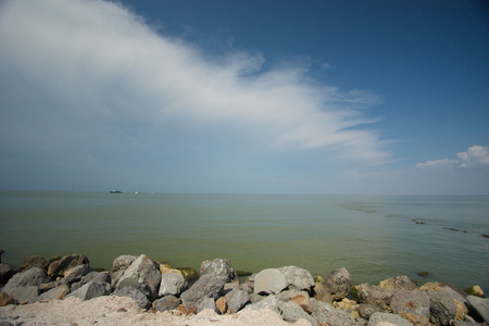 亚速海的海岸