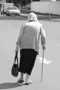 的老女人杖持古女性