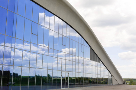 高层建筑办公楼现代蓝玻璃幕墙特写照片