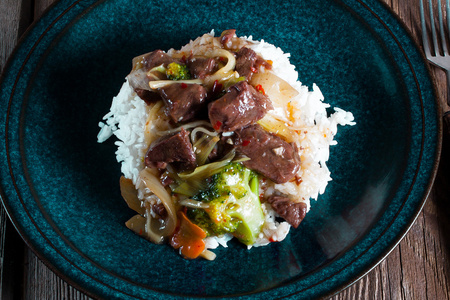 香料牛肉饭图片