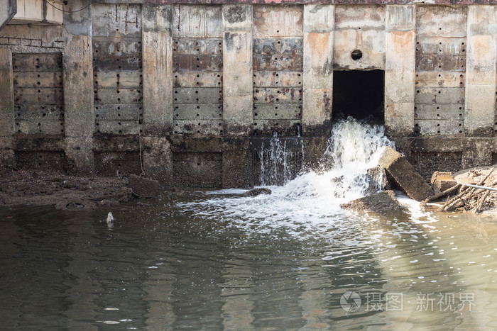 排水管的流水