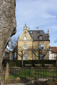德国南部城市历史名城的外墙与建筑1月阳光明媚的午后