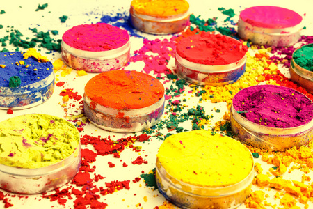 五颜六色的明亮染料照片