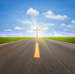 耶稣受难像道路和耶稣受难像照片