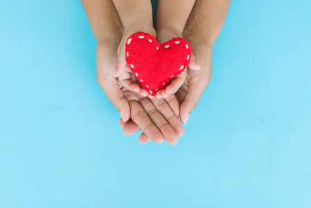 给爱心图片-给爱心素材-给爱心插画-摄图新视界