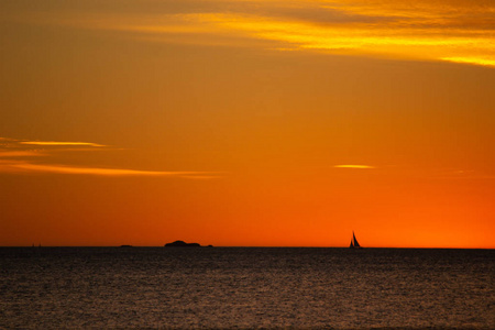 珀斯弗里曼特尔海滩的日落景观