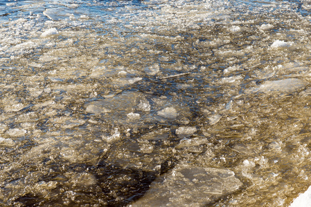 抽象的冷冻的冰阻止在海中