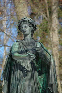 诗歌的女神的雕像图片