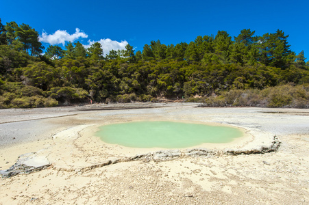 绿松石湖