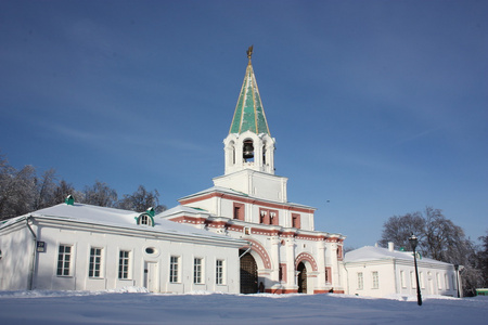 莫斯科。博物馆地产 kolomenskoe。门前