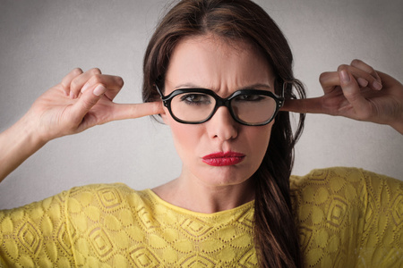 我听不到你照片