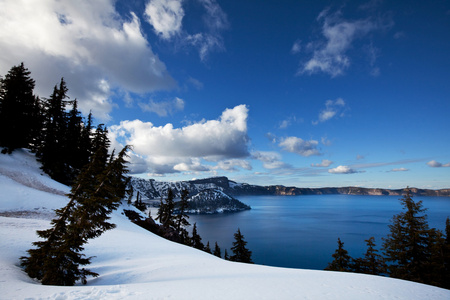 火山口湖