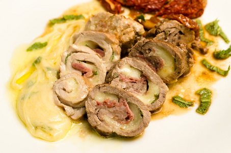 牛肉卷，意大利菜