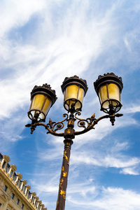 在巴黎的经典街灯