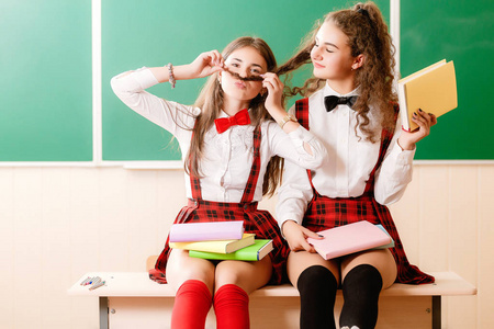 深圳校服少女图片