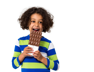 吃巧克力女孩图片