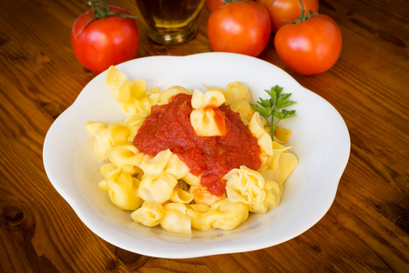 Sacchettini 配番茄汁，意大利菜