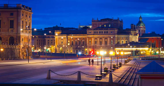 从斯凯普斯布隆 skepps恩隆 看到的皇家歌剧院及周边建筑夜景, 斯德哥尔摩, 瑞典, 欧洲