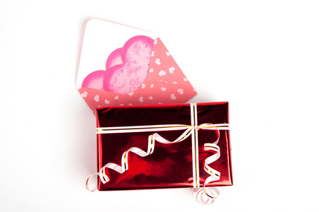粉红色的数据包和红框与礼物