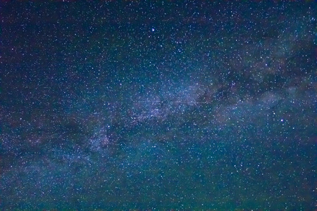 美丽的夜晚天空图片