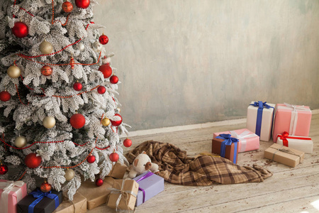 古色古香的圣诞树新年冬季礼品装饰