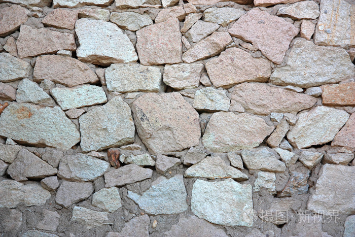 老石头砌的墙