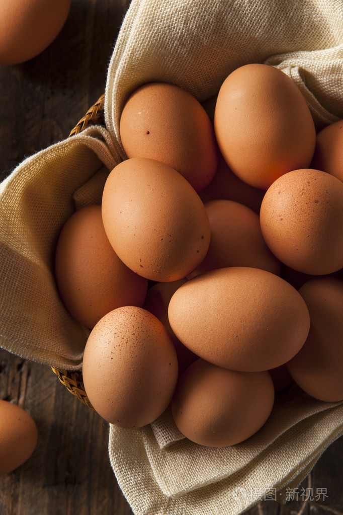 生有机褐色鸡蛋