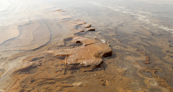 死海，Jordan 岸上医疗泥