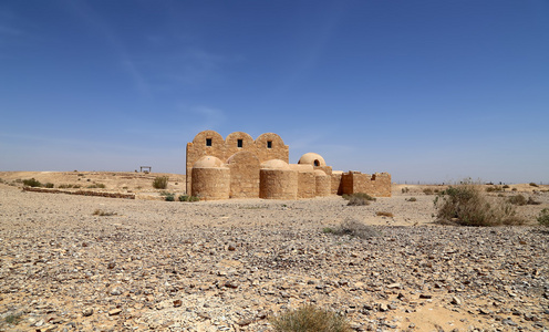 本商务酒店后 Qasr 阿姆拉沙漠城堡附近安曼，Jordan。世界遗产的著名壁画。建于 8 世纪