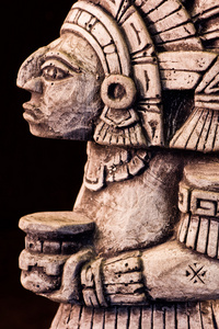 玛雅考古遗址古老的古石玛雅前哥伦布文明金字塔与墨西哥玛雅文化的