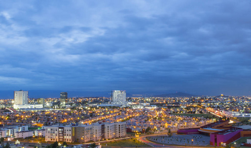 Cityscapen 普埃布拉, 普埃布拉市, Angelopolis 地区夜景