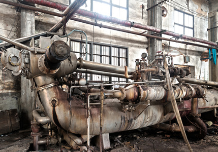 旧生锈的机器照片