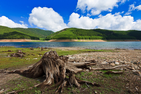 高山湖泊