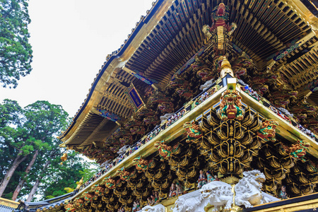 在秋天，日本在日航日光东照宫神社寺庙