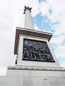 在英国伦敦特拉法加广场纳尔逊柱纪念碑