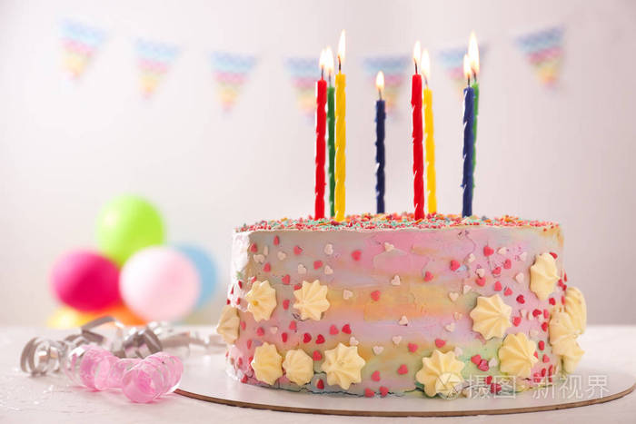 生日蛋糕真实蜡烛图片