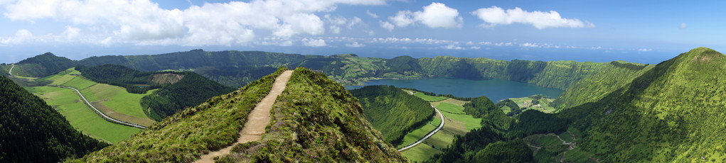 加那利群岛泻湖附近的观点Sao miguel azores