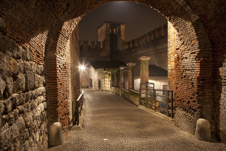 维罗纳scaligero 大桥夜景斯卡拉